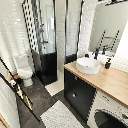 Appartement Joli Avec Parking